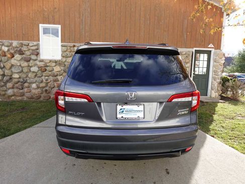 Certified 2022 Honda Pilot Special Edition image 6