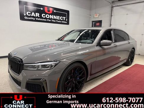 Used 2020 BMW 750i xDrive w/ Luxury Rear Seating Package AWD/4WD image 1