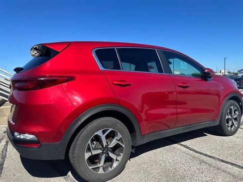 Used 2020 Kia Sportage LX w/ LX Popular Package AWD/4WD image 2