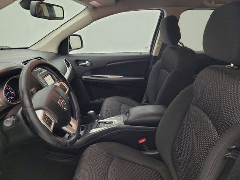 Used 2019 Dodge Journey SE w/ Premium Group FWD image 17