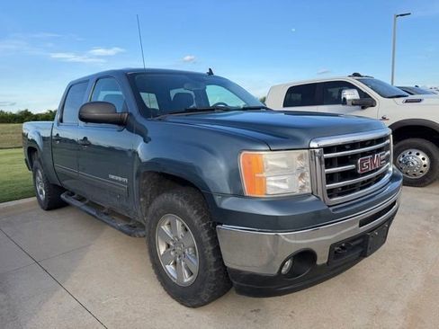 Used 2013 GMC Sierra 1500 SLE w/ Power Tech Package AWD/4WD image 1