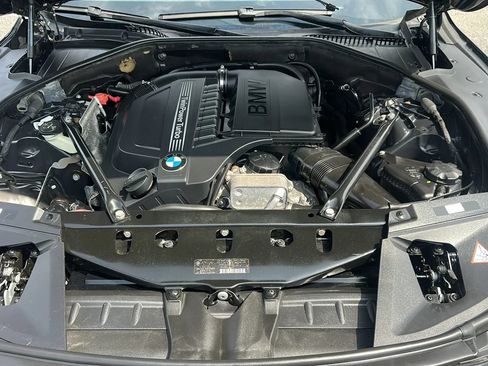 Used 2014 BMW 740i RWD image 11