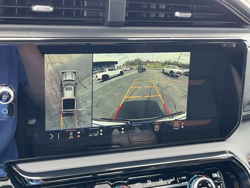New 2026 GMC Sierra 1500 AT4 w/ AT4 Premium Package AWD/4WD image 34