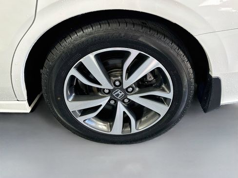 Used 2023 Honda Odyssey Touring image 34