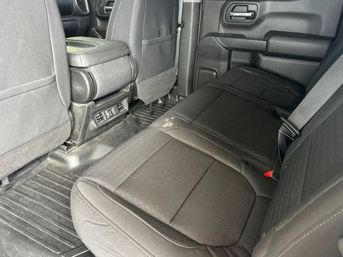 Used 2021 Chevrolet Silverado 1500 LT RWD image 14