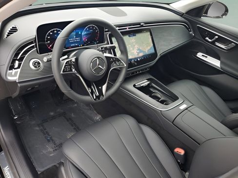 Used 2026 Mercedes-Benz E 350 Sedan image 20