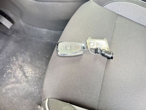 Used 2025 Chevrolet TrailBlazer LT image 22