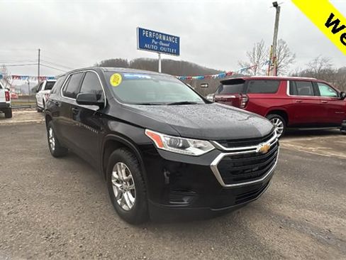 Used 2020 Chevrolet Traverse LS image 1