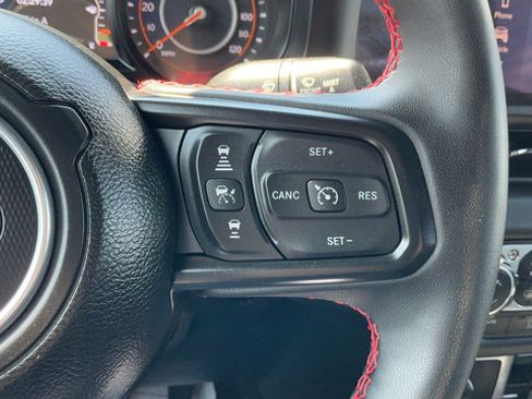 Used 2024 Jeep Gladiator Rubicon w/ Safety Group AWD/4WD image 12