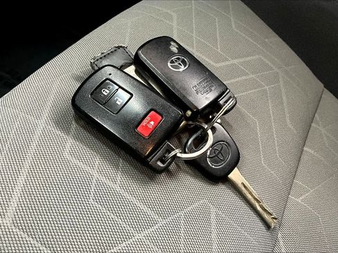 Used 2023 Toyota Tacoma TRD Sport image 13