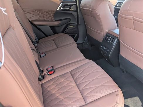 New 2025 Mitsubishi Outlander SEL image 9