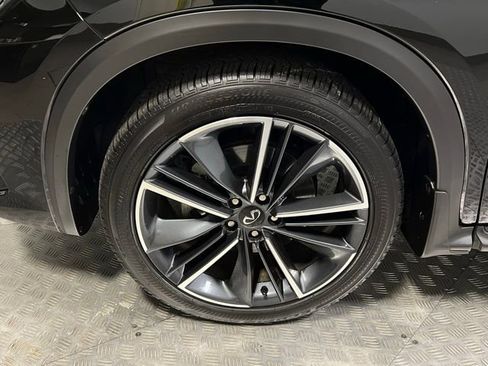 Certified 2025 INFINITI QX55 Essential image 38