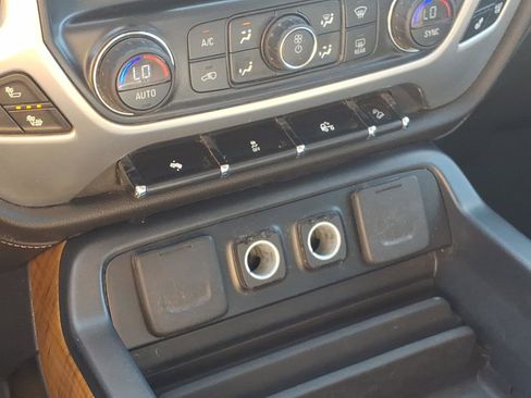 Used 2014 GMC Sierra 1500 SLT w/ SLT Crew Cab Value Package AWD/4WD image 15