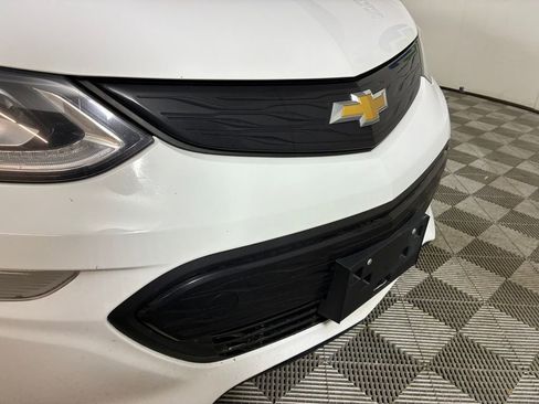 Used 2020 Chevrolet Bolt LT image 30