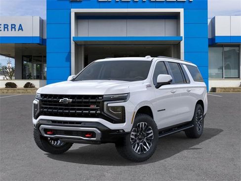 New 2026 Chevrolet Suburban Z71 image 6