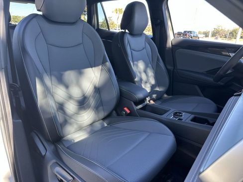 New 2026 Volkswagen Tiguan SE R-Line image 26