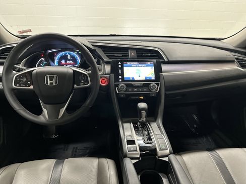 Used 2016 Honda Civic Touring image 29