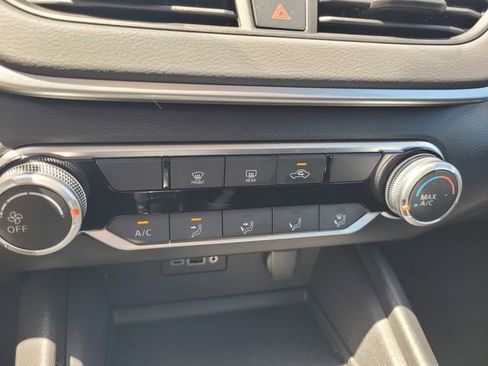Certified 2025 Nissan Altima 2.5 S FWD image 24