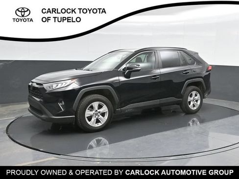 Used 2021 Toyota RAV4 XLE FWD image 9