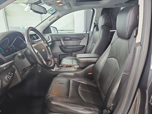 Used 2014 Chevrolet Traverse LT FWD image 21