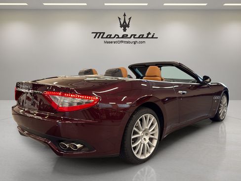 Used 2015 Maserati GranTurismo Convertible RWD image 6
