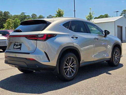 Used 2025 Lexus NX 250 FWD w/ Towing Package (2000 Lbs) image 5