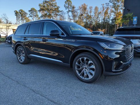 New 2025 Lincoln Aviator Reserve w/ Illumination Package image 2