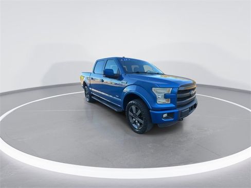 Used 2015 Ford F150 Lariat image 2