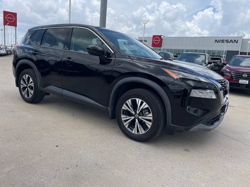 Certified 2021 Nissan Rogue SV FWD image 7