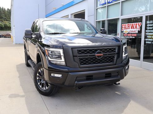 Used 2021 Nissan Titan PRO-4X w/ Pro-4x Convenience Package AWD/4WD image 44