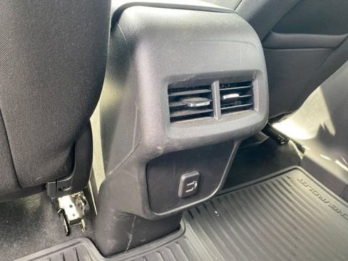 Used 2023 Chevrolet Equinox LS w/ LS Convenience Package AWD/4WD image 18