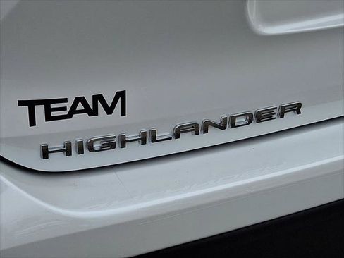 Certified 2026 Toyota Highlander XLE AWD/4WD image 26