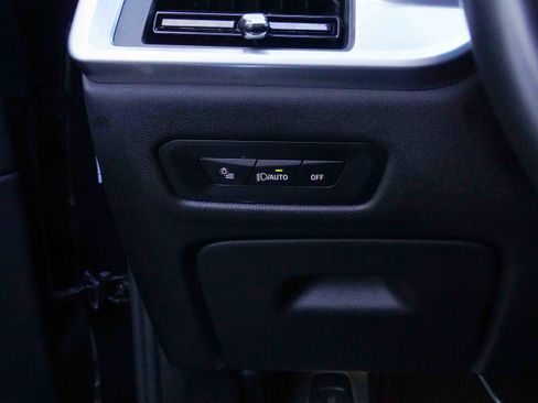 Used 2025 BMW X6 M60i image 16