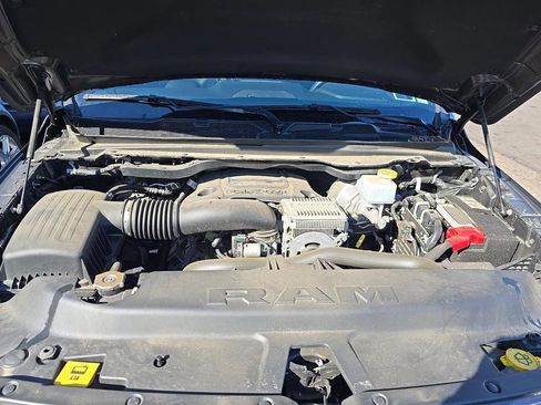 Used 2023 RAM 1500 Laramie AWD/4WD image 16