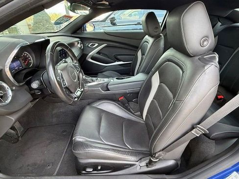 Certified 2020 Chevrolet Camaro LT image 14