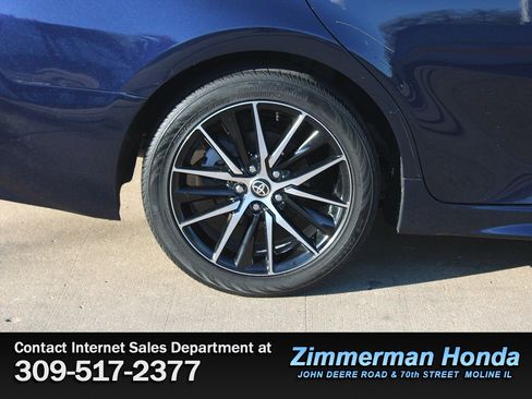 Used 2021 Toyota Camry SE w/ Convenience Package image 21