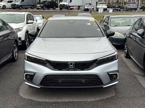 Used 2024 Honda Civic Sport image 2