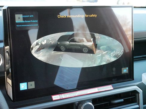 Certified 2025 Toyota 4Runner Limited image 33