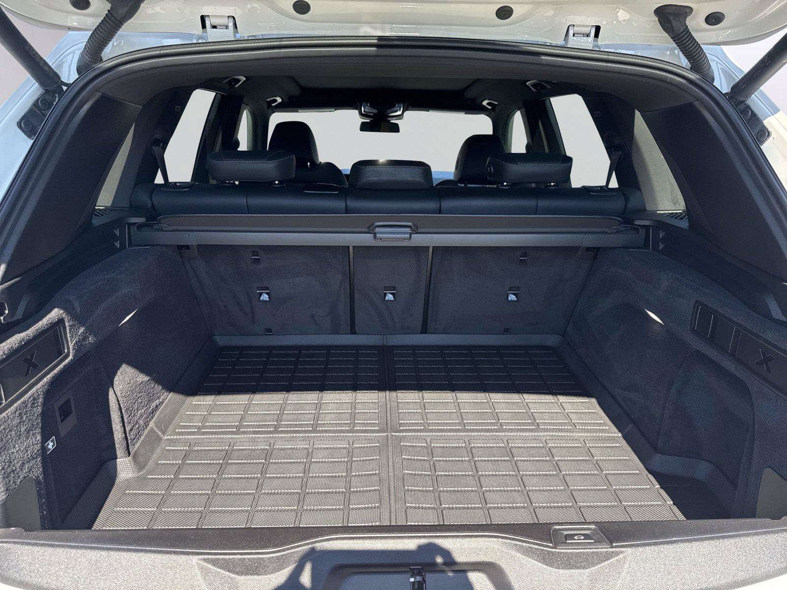 Used 2024 BMW X5 sDrive40i w/ Premium Package RWD image 21