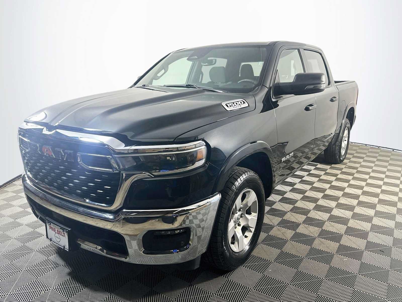Used 2025 RAM 1500 Big Horn AWD/4WD image 1