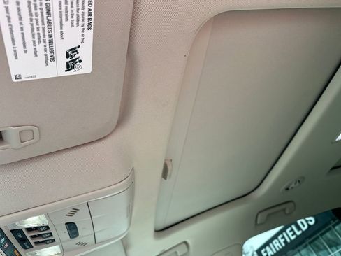 Used 2023 Buick Enclave Avenir w/ Avenir Technology Package image 17