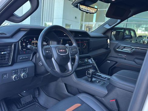 Used 2024 GMC Sierra 1500 AT4 w/ Technology Package image 15