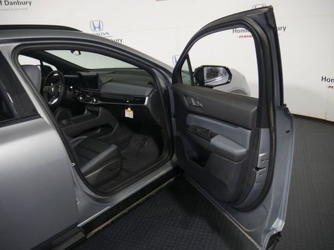 New 2025 Honda Prologue Touring image 7