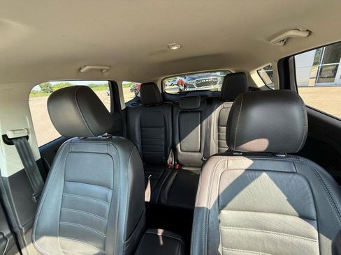 Used 2017 Ford Escape Titanium AWD/4WD image 29