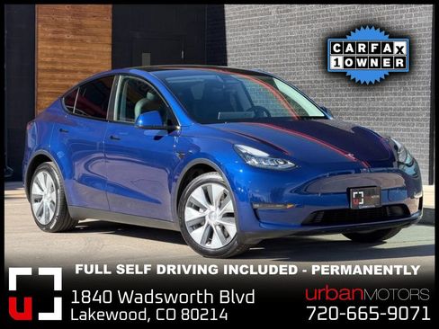 Used 2022 Tesla Model Y Long Range AWD/4WD image 1