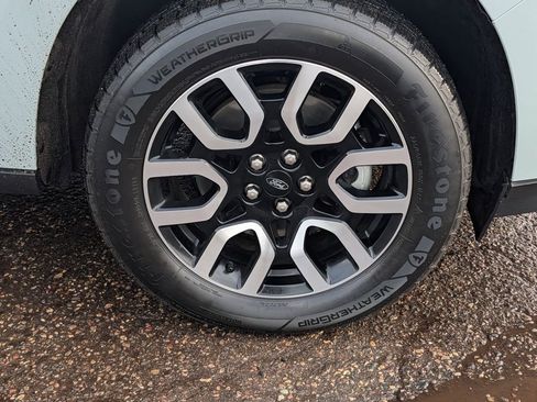 Certified 2023 Ford Maverick Lariat w/ Lariat Luxury Package image 7