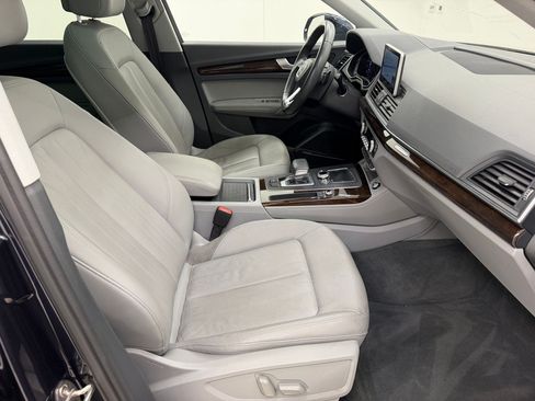Used 2019 Audi Q5 Prestige w/ Prestige Package AWD/4WD image 27