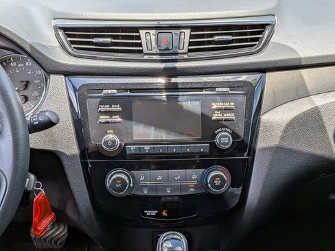 Used 2018 Nissan Rogue Sport S w/ S Appearance Package image 18