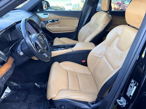 Used 2016 Volvo XC90 T6 image 12