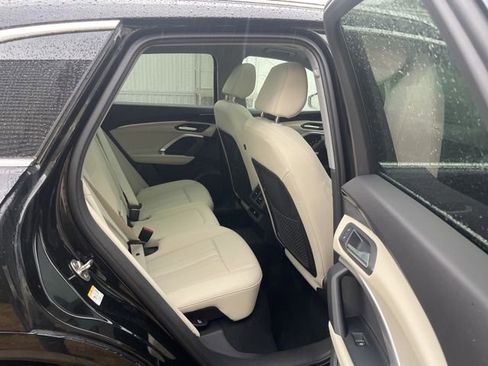 New 2025 Audi Q5 Premium image 27